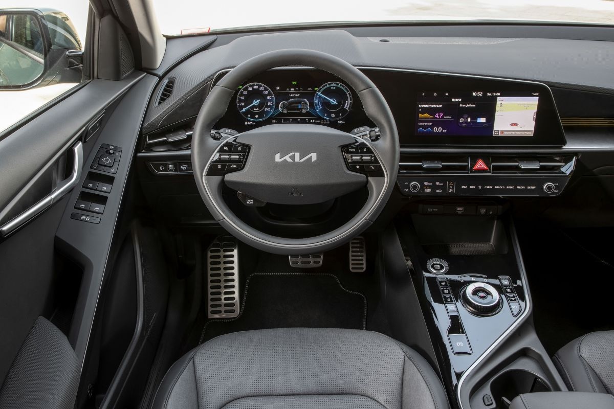 Kia Niro Gdi Hybrid Comfortline Review Autoweek