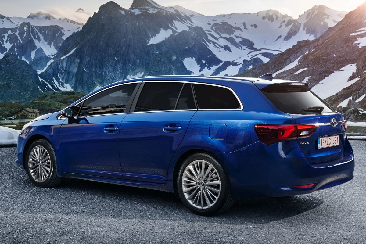 Toyota Avensis Touring Sports 1 8 VVT I Skyview Edition Prijs En