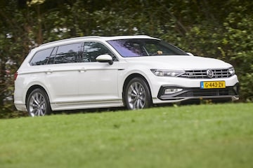 Kenteken Check 8 ZTB 62 VOLKSWAGEN PASSAT AutoWeek