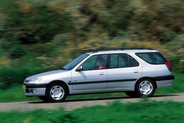 Peugeot 306 Break XRdt 1 9 1999 Klokje Rond AutoWeek