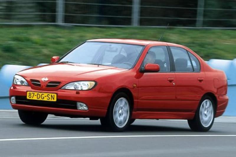 Nissan Primera 2 0 Sport Hypertronic CVT M6 2000 Autotest