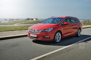 Kenteken Check TD 528 B OPEL ASTRA SPORTS TOURER AutoWeek