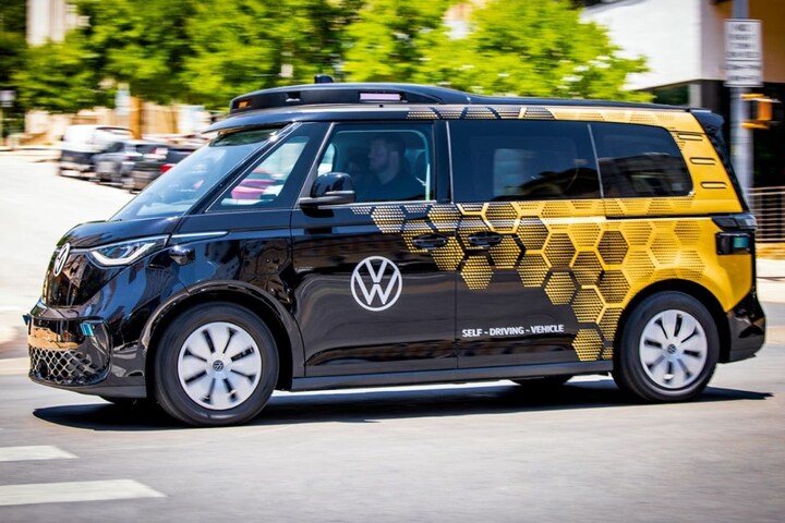 Volkswagen ID Buzz Wordt Eerste Volledig Autonome Bedrijfswagen