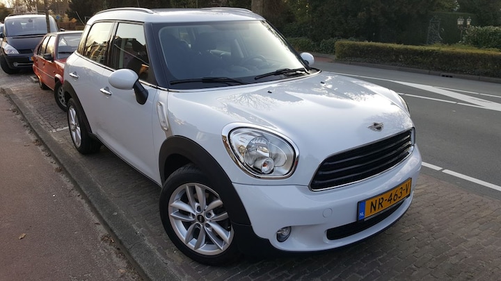 Mini Countryman One 2013 Review AutoWeek