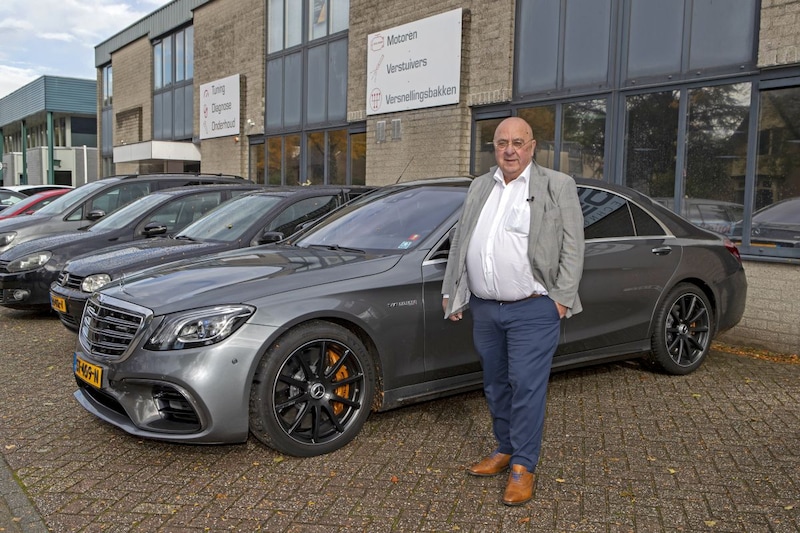 Mercedes Benz S63 AMG 2018 307 294 Km Klokje Rond