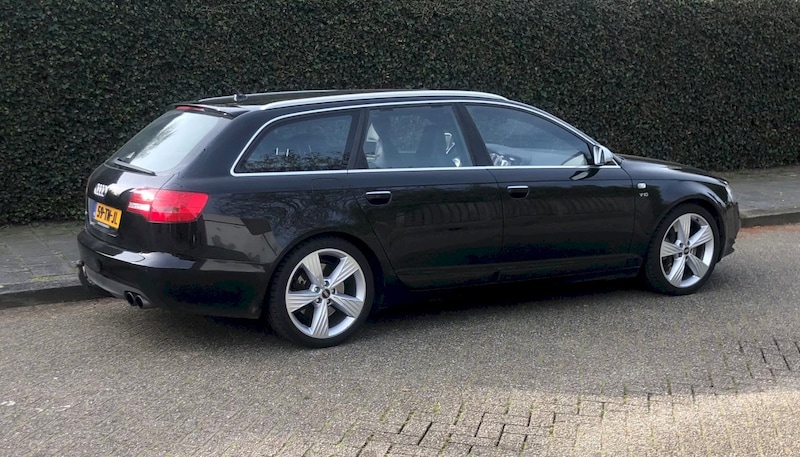 Audi S6 Avant 5.2 FSI quattro Pro Line (2006)