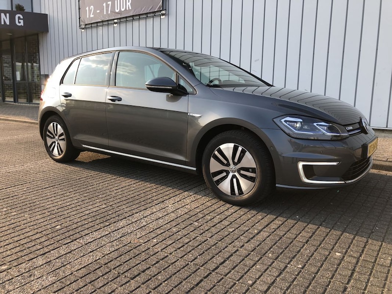 Volkswagen e-Golf (2018)