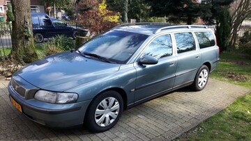 Volvo V70 2.4 D5 (2002)