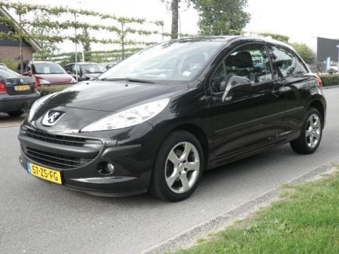 Peugeot 207 XS 1.4-16V VTi