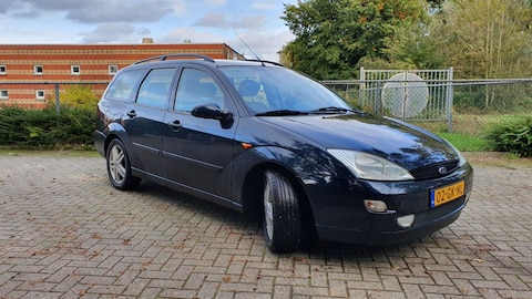 Ford Focus Wagon 1.8 16V Cool Edition