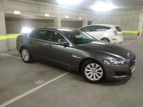 Jaguar XF 20d Prestige
