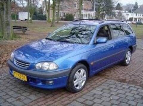 Toyota Avensis Wagon 1.6 Linea Sol (1998)