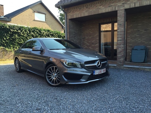 Mercedes-Benz CLA 180 (2015)