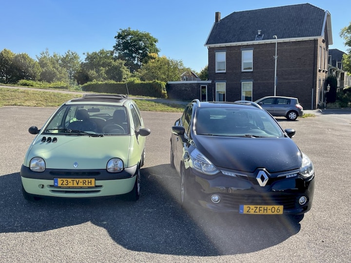 Renault Clio Estate TCe 90 Energy Night & Day (2015)