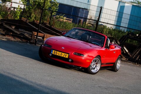 Mazda MX-5 1.8i