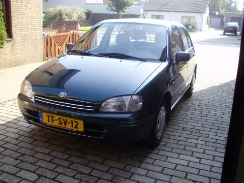 Toyota Starlet 1.3 GXi (1998)