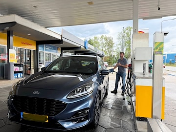 Ford Kuga 2.5 PHEV ST-Line X (2021)