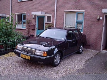 Volvo 460 GLE 64kW (1991)