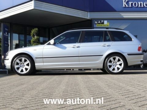 BMW 320i touring Executive