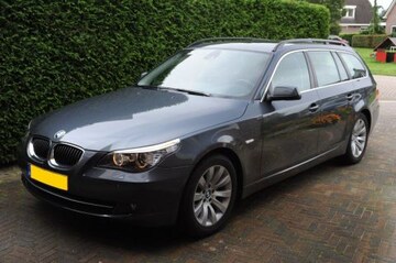 BMW 525i Touring (2009)