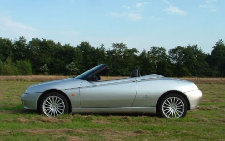 Alfa Romeo Spider 2.0 T.Spark 16V L