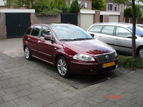 Fiat Croma 2.4 Multijet 20v 200 Corporate Premium (2007)