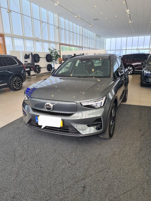 Volvo EX40 Single Motor Extended Range Plus