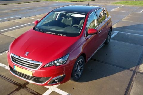 Peugeot 308 Allure 1.6 e-HDi (2014)