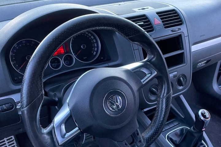 Volkswagen Golf 2.0 SDI die er uitziet als een GTI