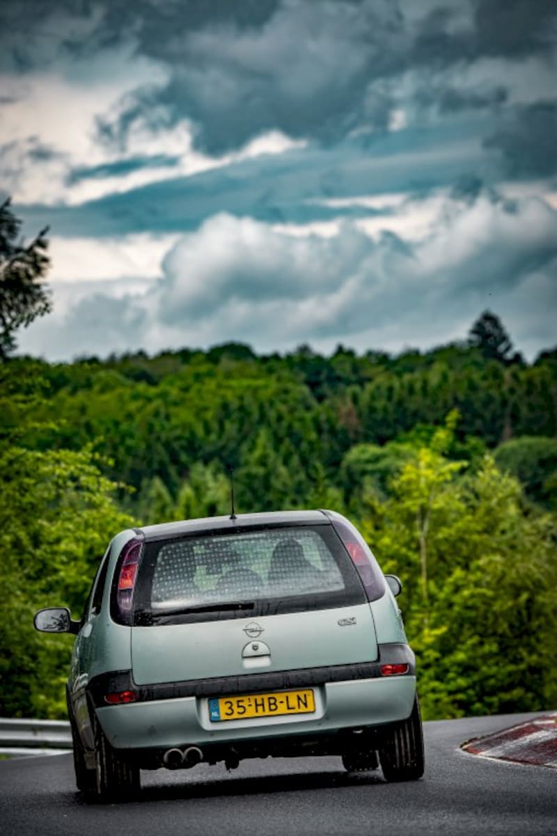 Opel Corsa 1.8-16V GSi (2001)