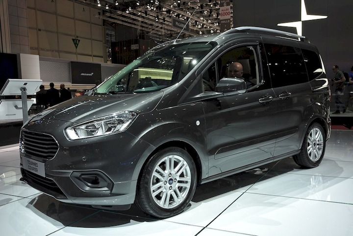 Ford Tourneo Courier (2022)