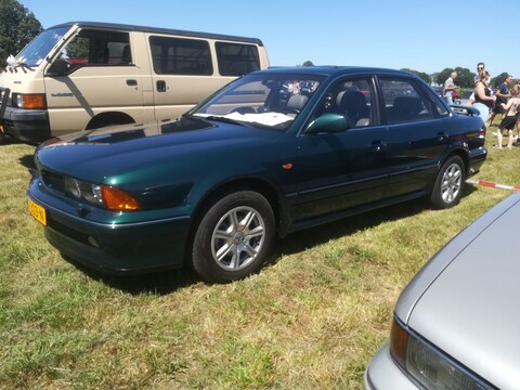 Mitsubishi Sigma 3.0i V6 4WS DOHC