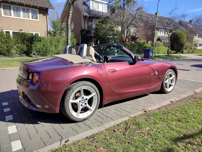 BMW Z4 roadster 2.5i (2003)