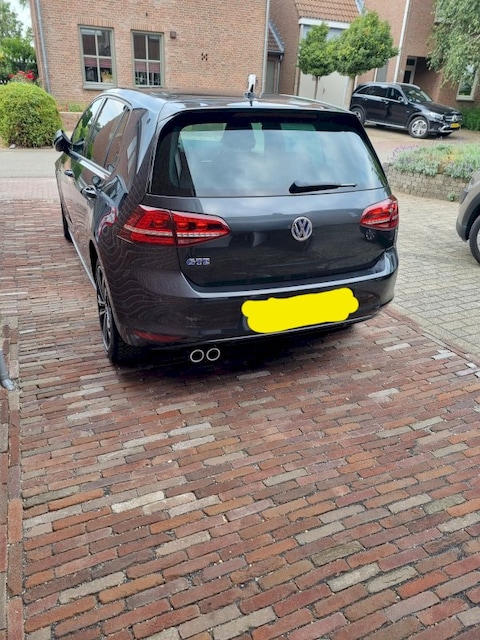 Volkswagen Golf 1.4 TSI GTE Connected Series