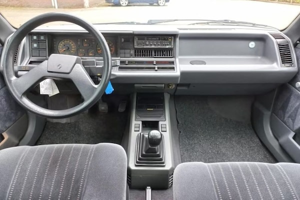 Renault 21