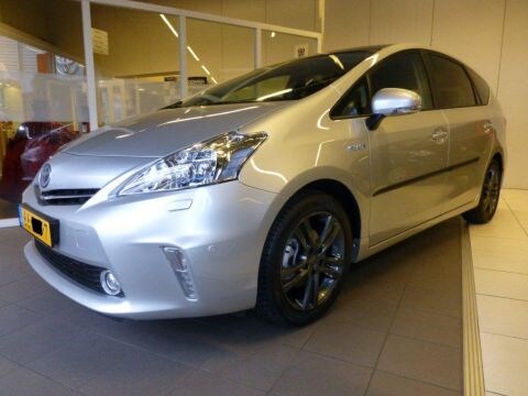 Toyota Prius Wagon 1.8 HSD Dynamic Business