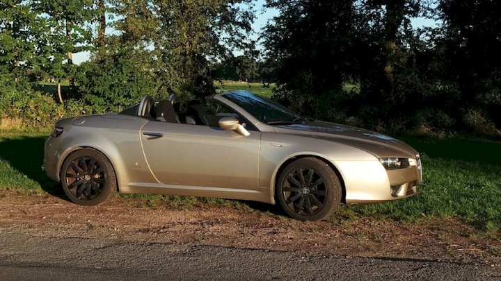 Alfa Romeo Spider 2.2 JTS (2007)