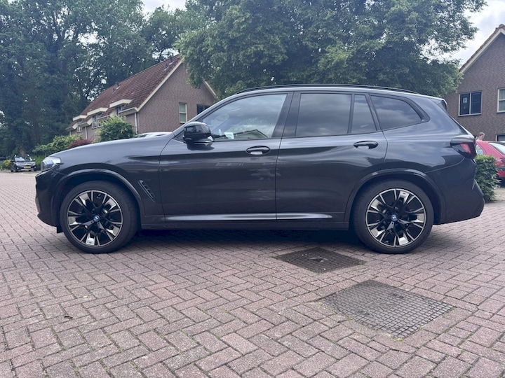 BMW iX3 High Executive (2022)
