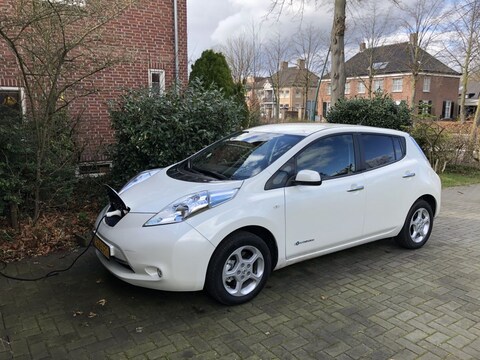 Nissan Leaf 24kWh Acenta