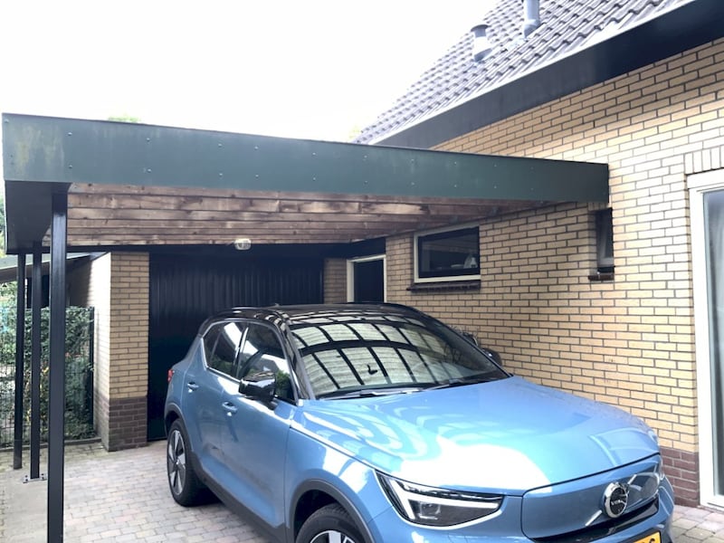 Volvo XC40 Recharge Extended Range Ultimate (2023)