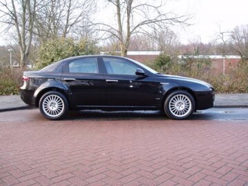 Alfa Romeo 159 1.9 JTDm 16v Distinctive (2006)