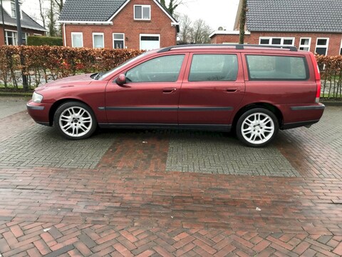 Volvo V70 2.4 140pk