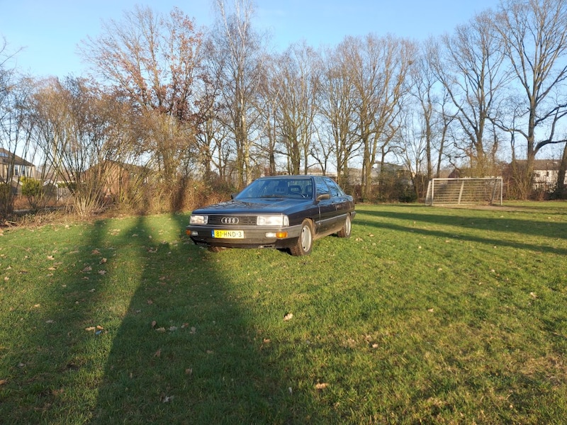 Audi 200 Quattro (1985)