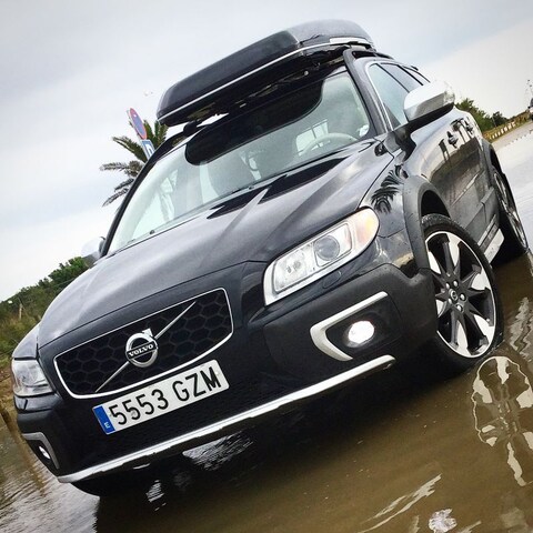 Volvo XC70 D5 AWD Summum (2011)