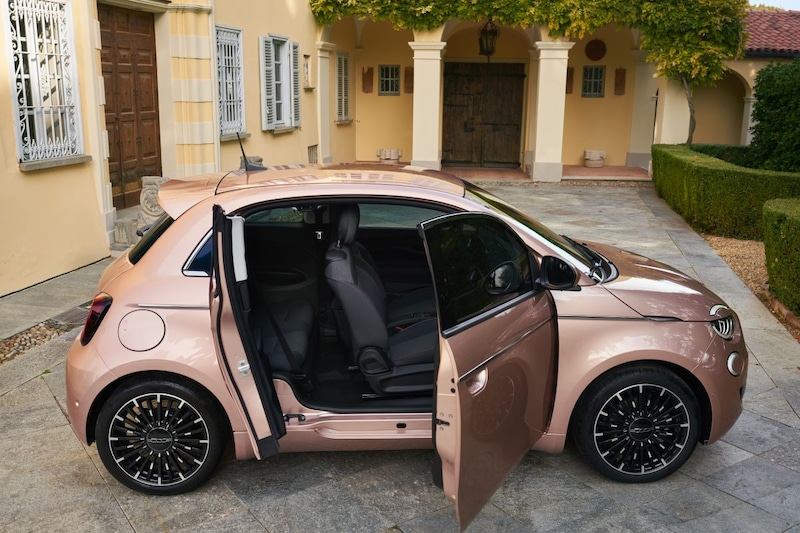 Fiat 500E 3+1