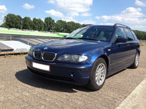 BMW 318d touring (2005)