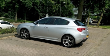 Alfa Romeo Giulietta 1.4 Turbo MultiAir Distinctive (2013)