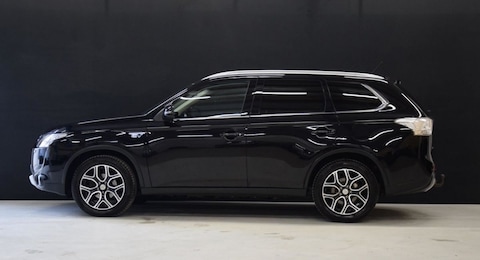 Mitsubishi Outlander PHEV Executive Edition