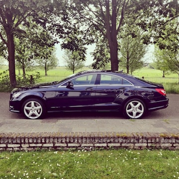 Mercedes-Benz CLS 500 (2012)