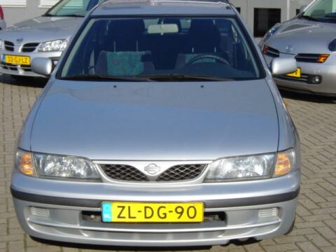 Nissan Almera 1.6 SLX (1999)